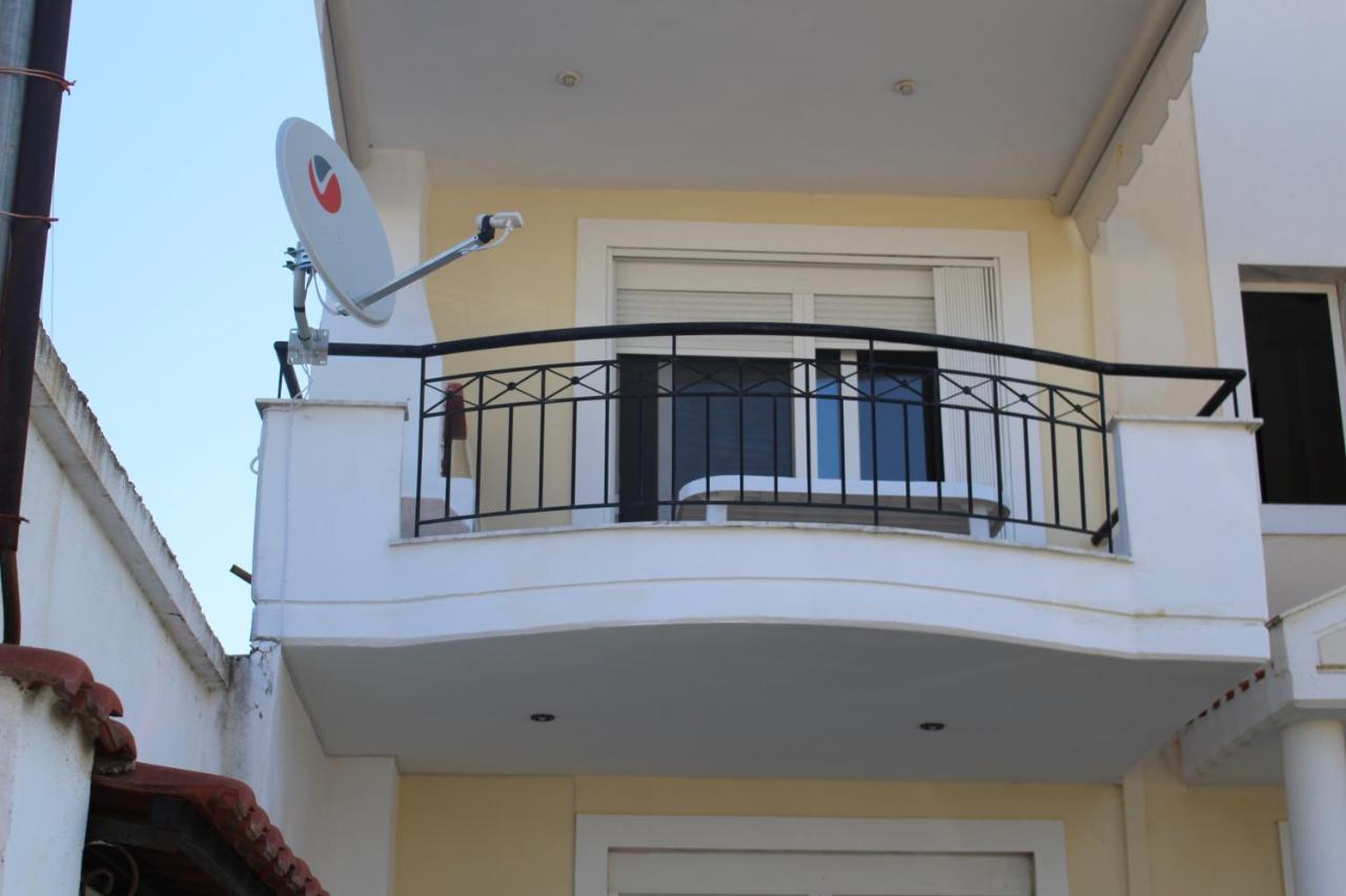 Paralia Ofriniou Gr Sunrise Apartments 3 Zewnętrze zdjęcie