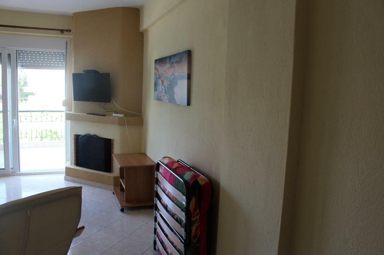 Paralia Ofriniou Gr Sunrise Apartments 3 Zewnętrze zdjęcie